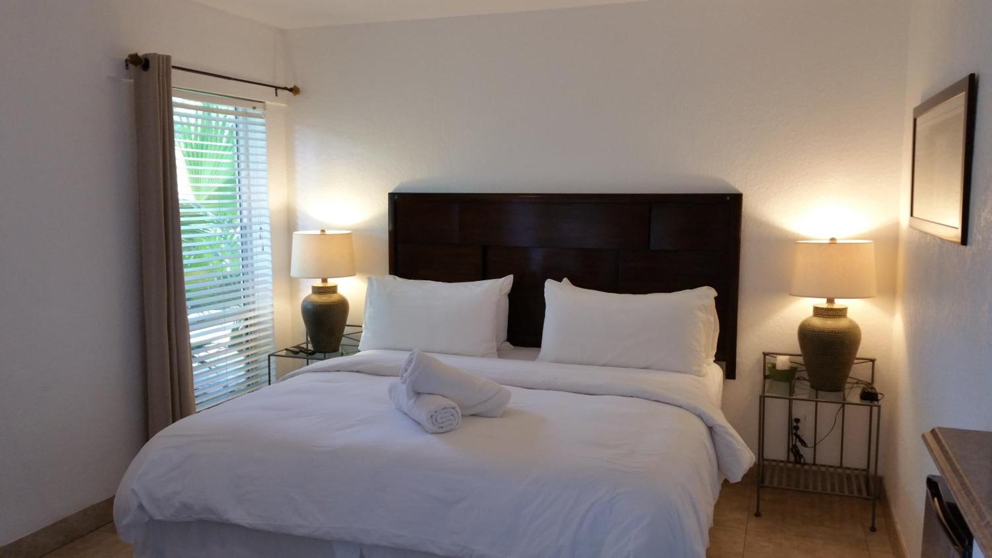 The Cabanas Guesthouse & Spa - Gay Resort Catering To Gay Men Oakland Park Room photo